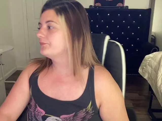 maramaze from BongaCams