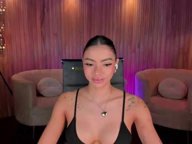 MaraRicci from BongaCams