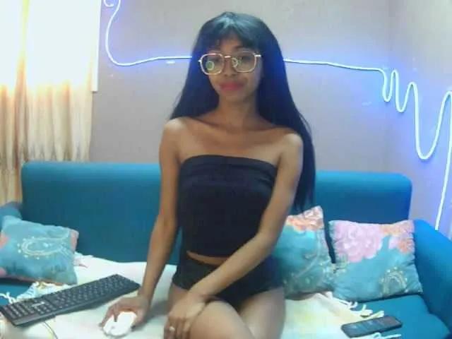 Marinahgrey from BongaCams is Freechat