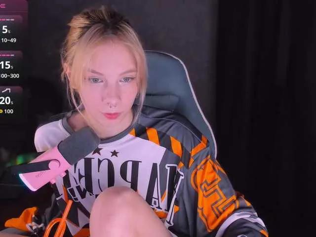 Checkout girls naked models with similar nickname. Cute sexy Free Models.