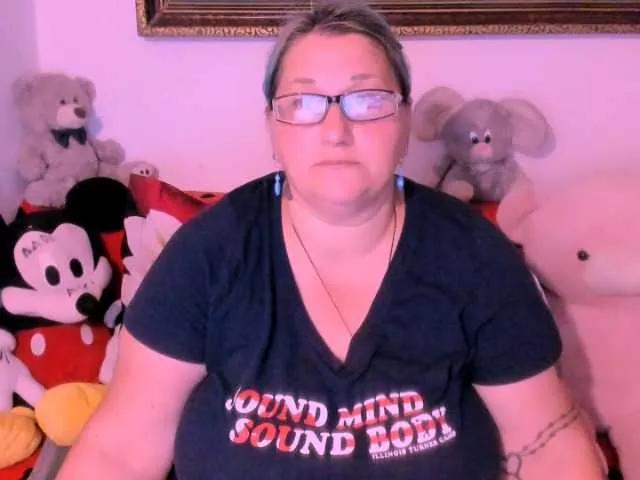 Marryaxx from BongaCams