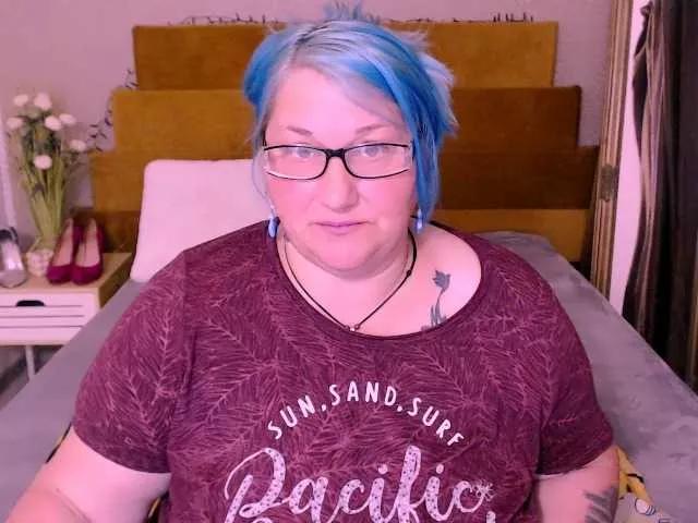 Marryaxx from BongaCams