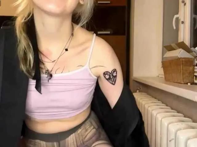 MaryjaneMacdougal from BongaCams is Freechat