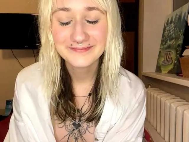 Checkout girls naked models with similar nickname. Cute sexy Free Models.