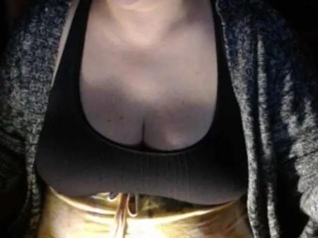 mayalove4u from BongaCams
