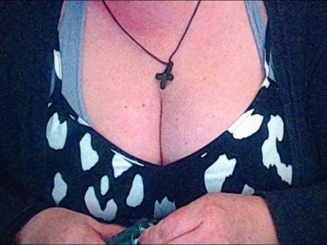 mayalove4u from BongaCams