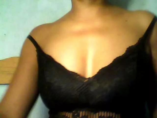 MayaQueen from BongaCams