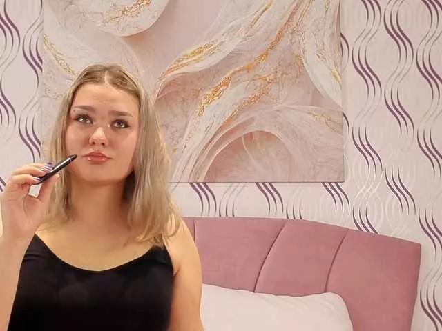 MayaRivers from BongaCams