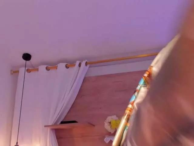meenacute from BongaCams is Freechat