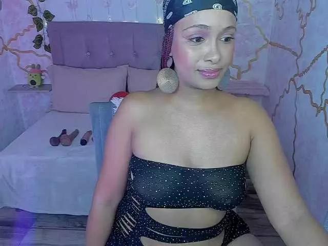 MelodyDhh from BongaCams is Freechat
