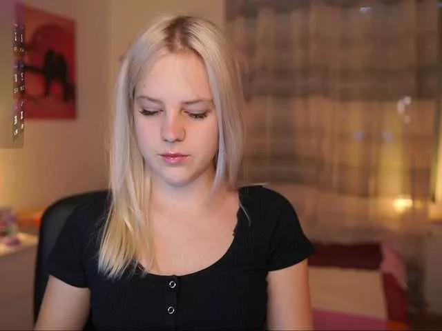 merrilyn from BongaCams