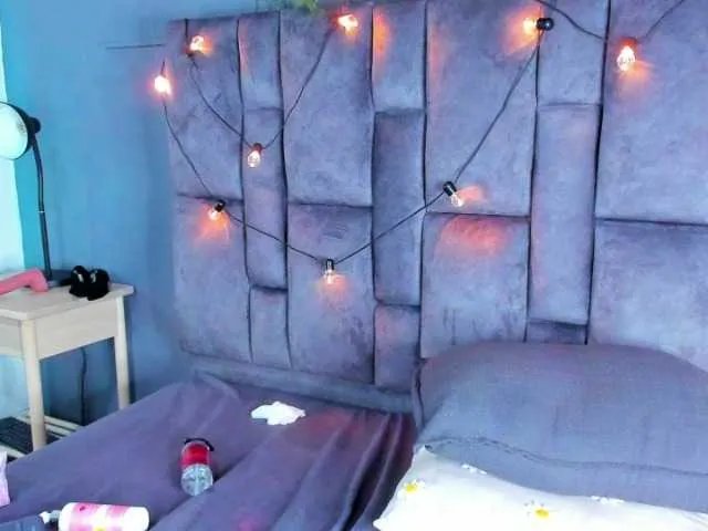 Mia-Anderson from BongaCams is Freechat