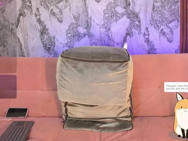 MiiaaCollinss from BongaCams