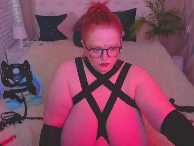 MilanaSkyingg from BongaCams is Freechat