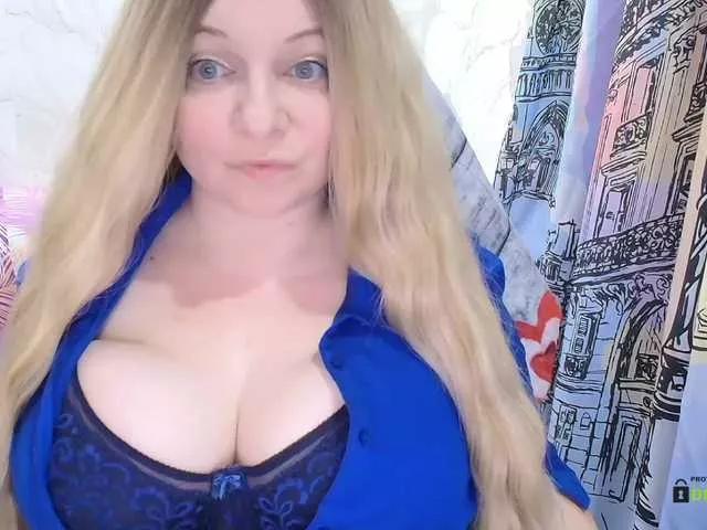 milaya5 from BongaCams is Freechat