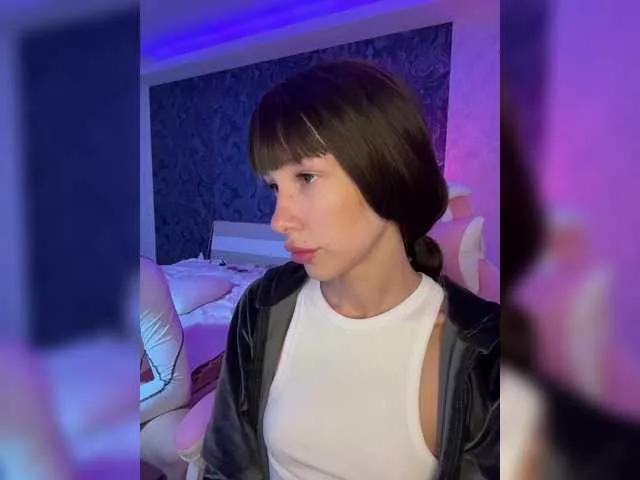 millemimi from BongaCams