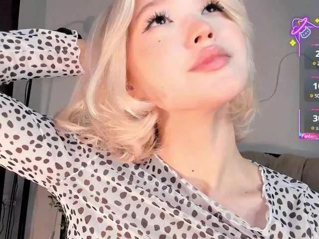 milli-sunrise from BongaCams