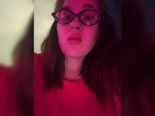MILLYELIS from BongaCams