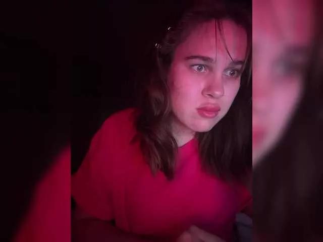 MILLYELIS from BongaCams is Freechat