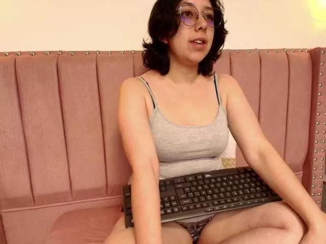 MillyRoy from BongaCams is Freechat