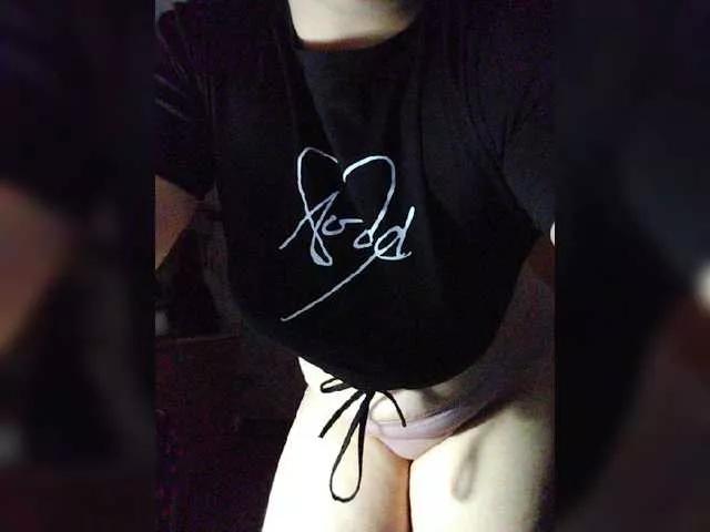 Mimimi18 from BongaCams