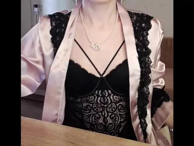 Mint-Lime from BongaCams is Freechat