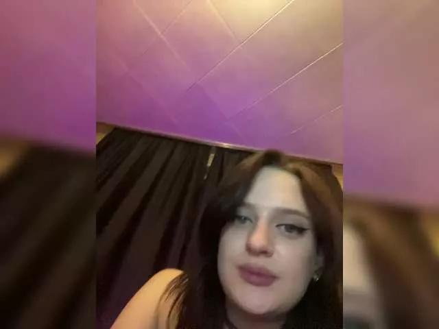 Mirridaa from BongaCams