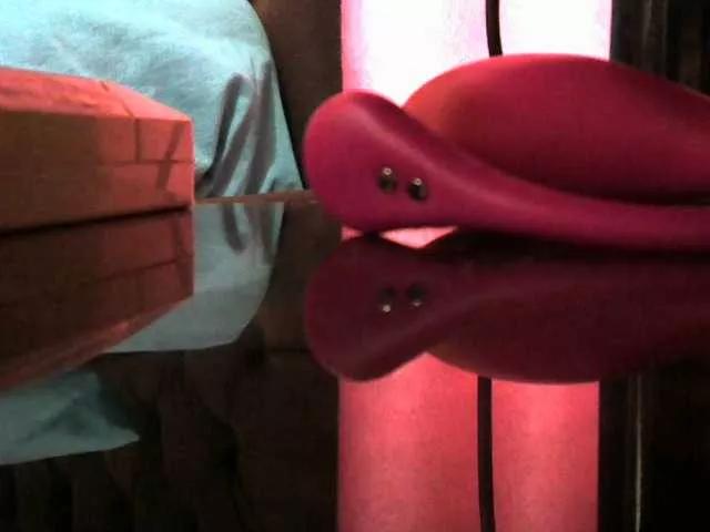 Miss-tanya01 from BongaCams