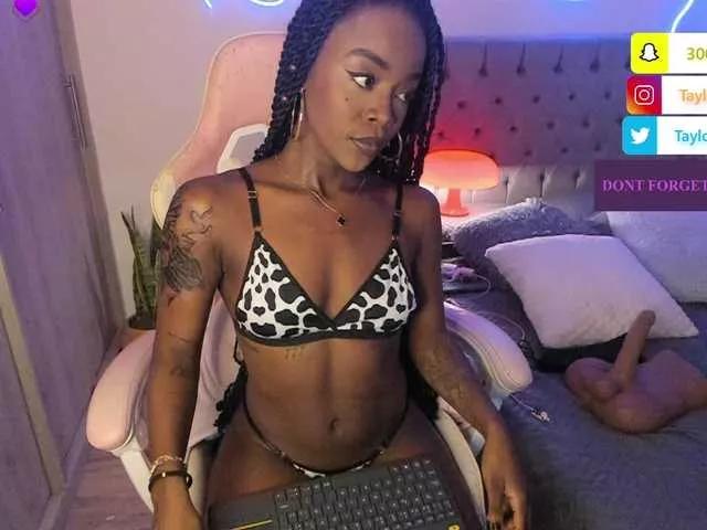 Miss-west from BongaCams
