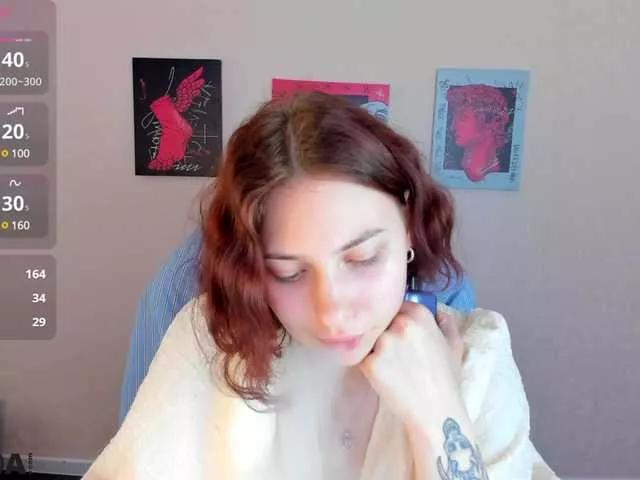 Miss-you-kiss from BongaCams