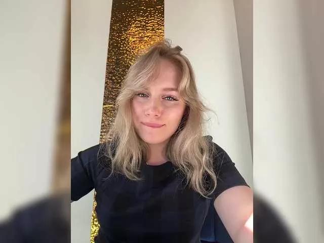 MissAlis from BongaCams is Freechat