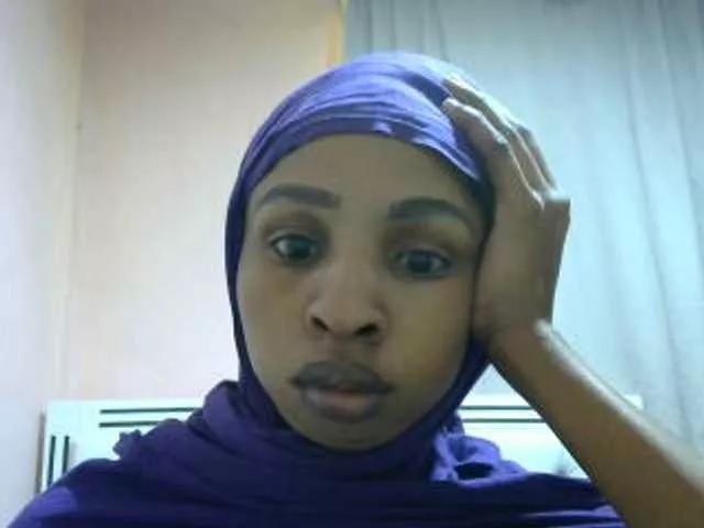 misskatrinah002 from BongaCams