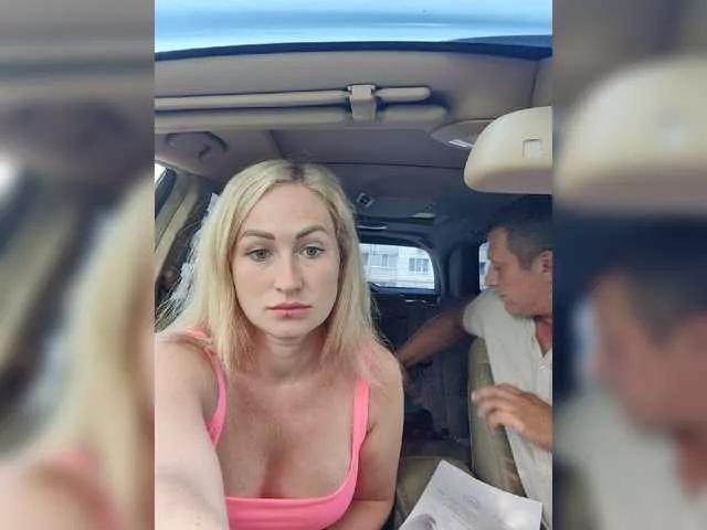 MOLLY-7 from BongaCams