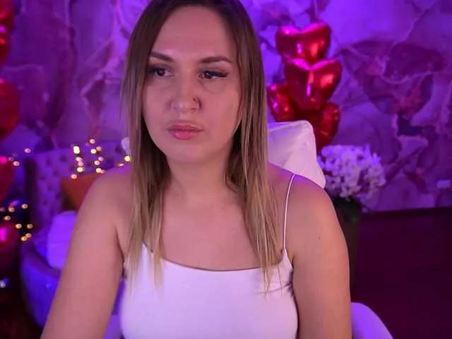 MollyWild from BongaCams