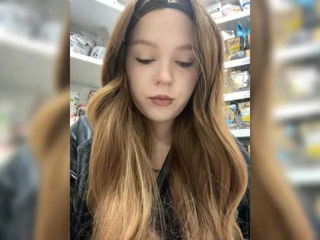 Monna-Krrrista from BongaCams