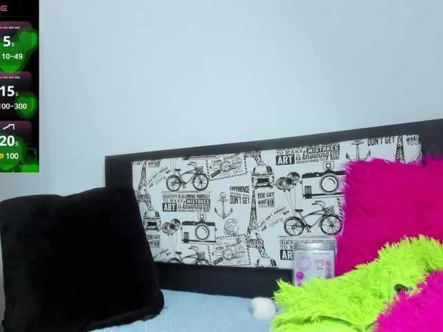 moonn-26 from BongaCams