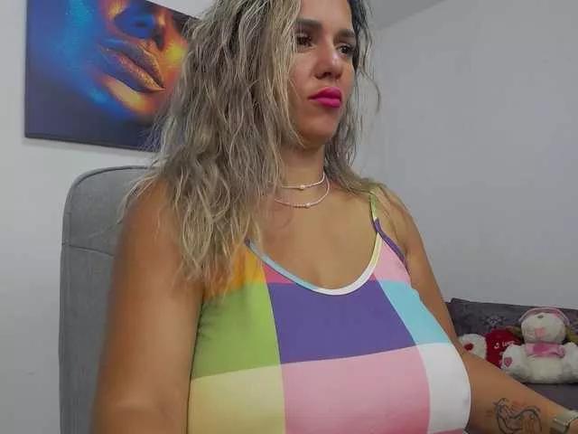 NatashaBoobs4U from BongaCams is Freechat
