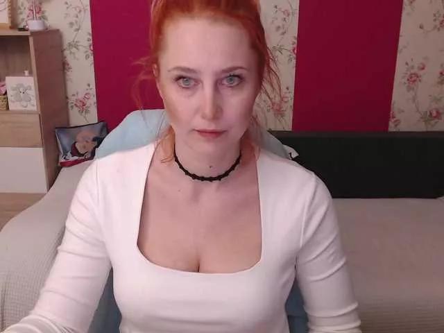 NatashaRouge from BongaCams