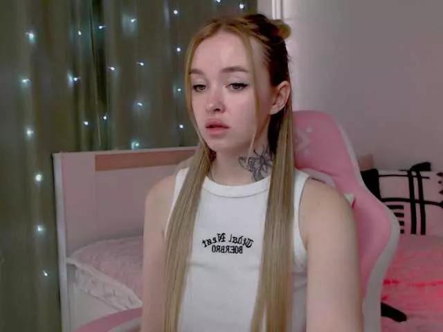 Checkout girls naked models with similar nickname. Cute sexy Free Models.