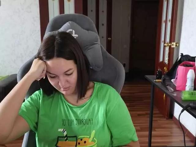 Nelly-Fischer from BongaCams