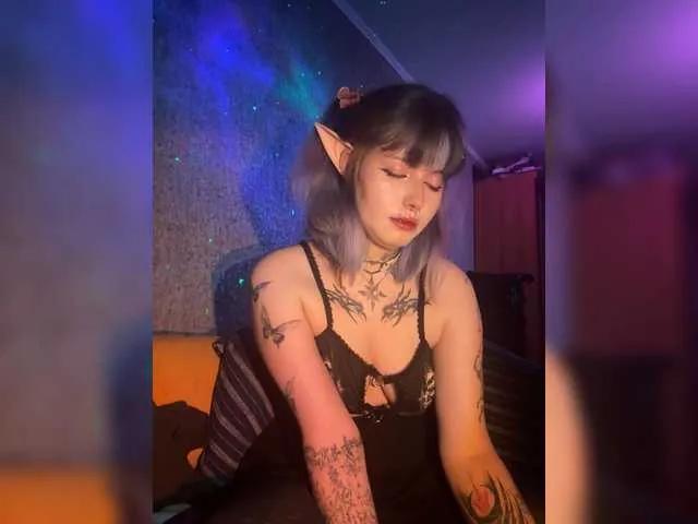 nightshine from BongaCams is Freechat
