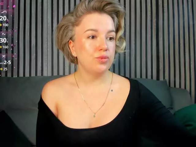 Nikki-Kai from BongaCams