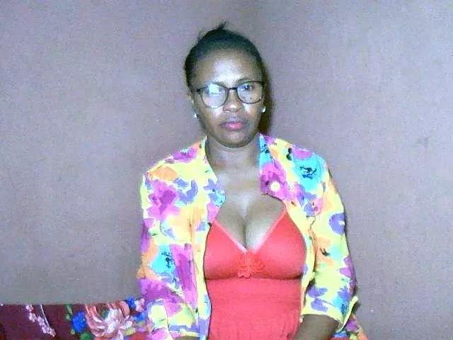 Nirinah2710 from BongaCams is Freechat