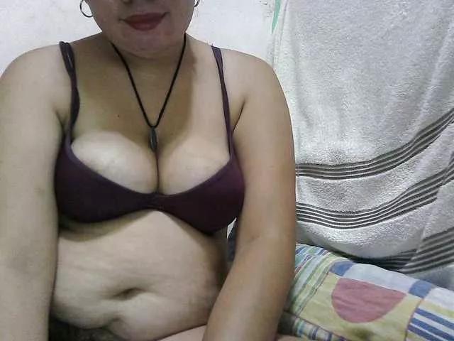 paradisehairy from BongaCams