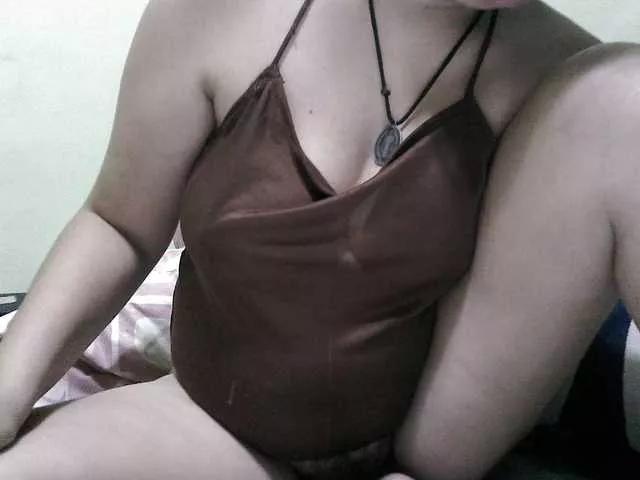 paradisehairy from BongaCams