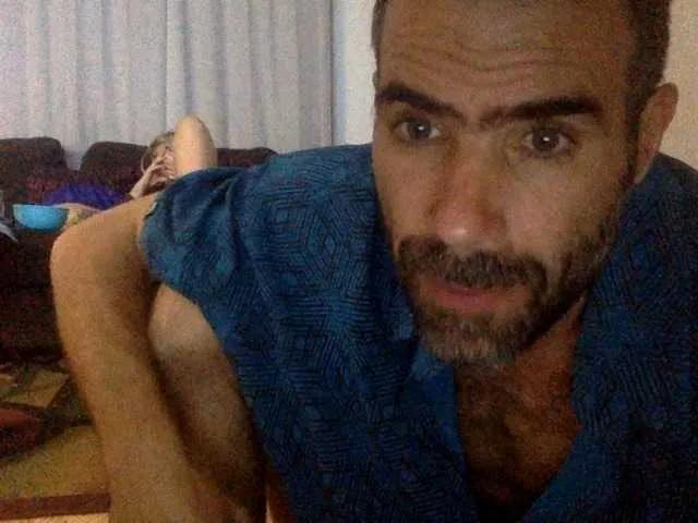parejooon from BongaCams is Freechat