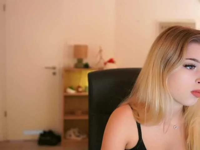 peachyliana from BongaCams is Freechat