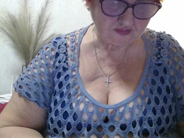 PeggySoft from BongaCams