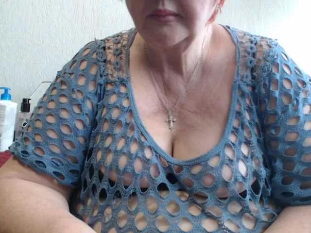PeggySoft from BongaCams