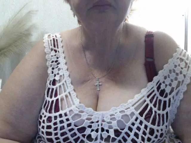 PeggySoft from BongaCams